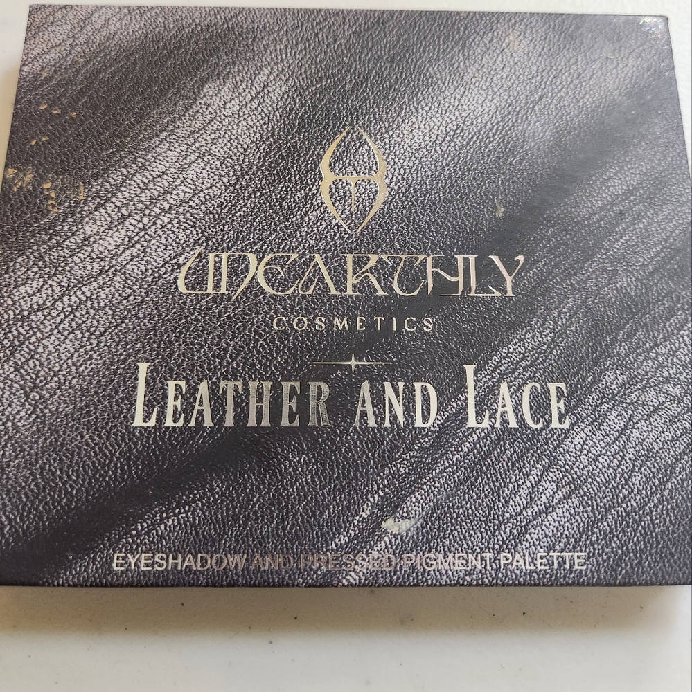 Unearthly cosmetics Leather & Lace